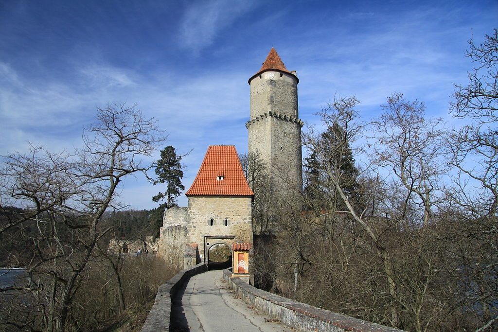 hrad-zvikov-1024x683